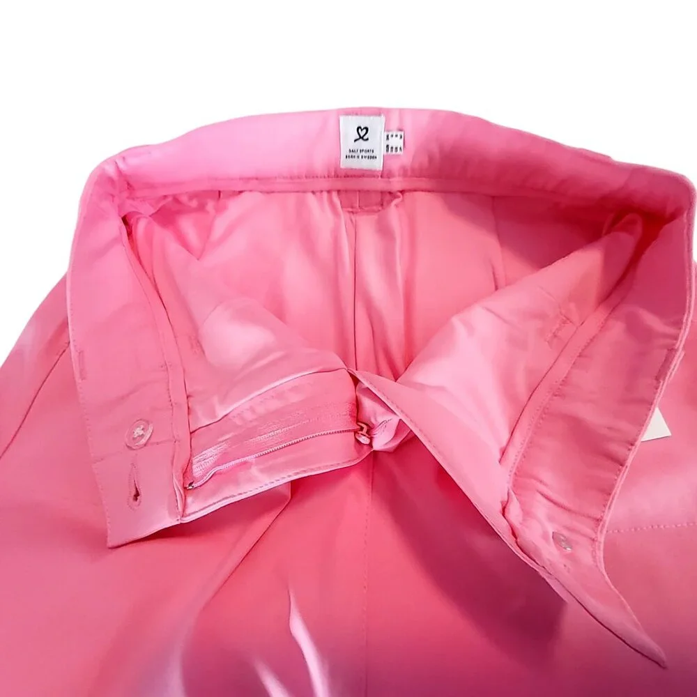 Daily Sports Womens Pink Sky Golf Shorts Size4 Button and zip front closure - Picture 8 of 15